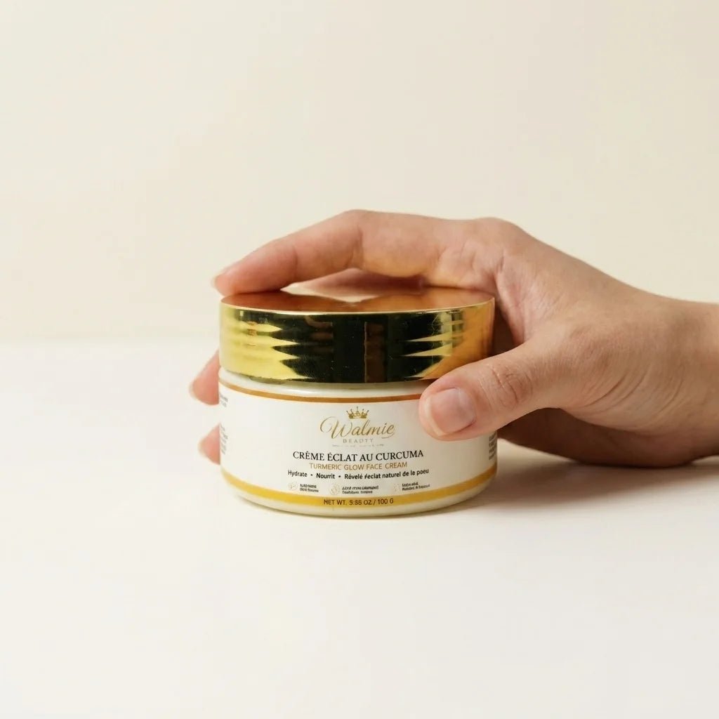 Crème visage au curcuma Walmie Beauty, soin hydratant et nourrissant pour une peau douce et éclatante.